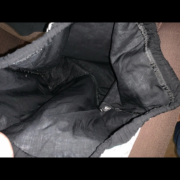 Benefit Backpack - Picture 4 of 6